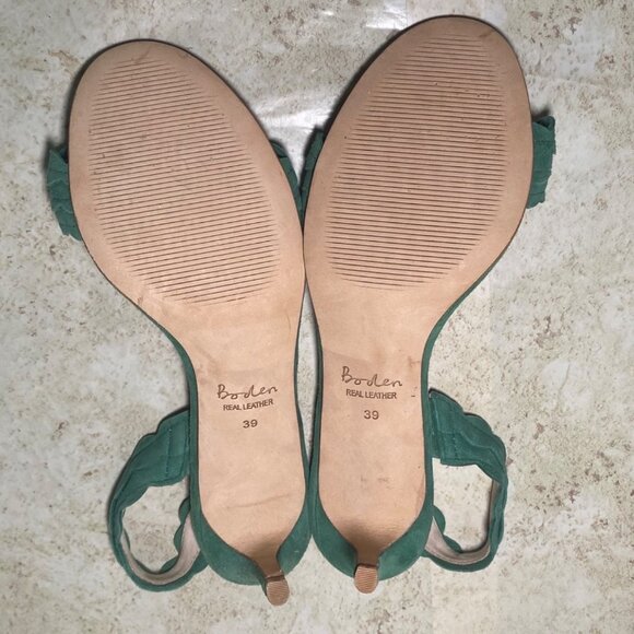 Boden Green Scalloped Suede Open-Toe Slingback Sandal Heels Casual Holiday - Picture 8 of 8
